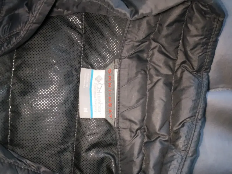 Chaqueta Columbia negra con tecnología Omni-Heat - 2