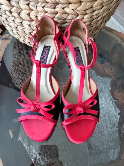 Zapatos de baile rojos con lazo para mujer - miniatura 1
