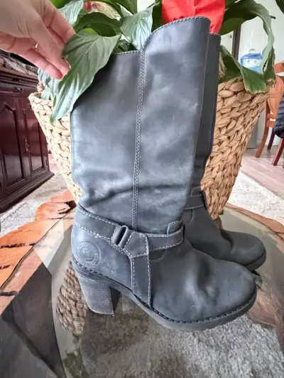 Botas de cuero negro Panama Jack con tacón - miniatura 1