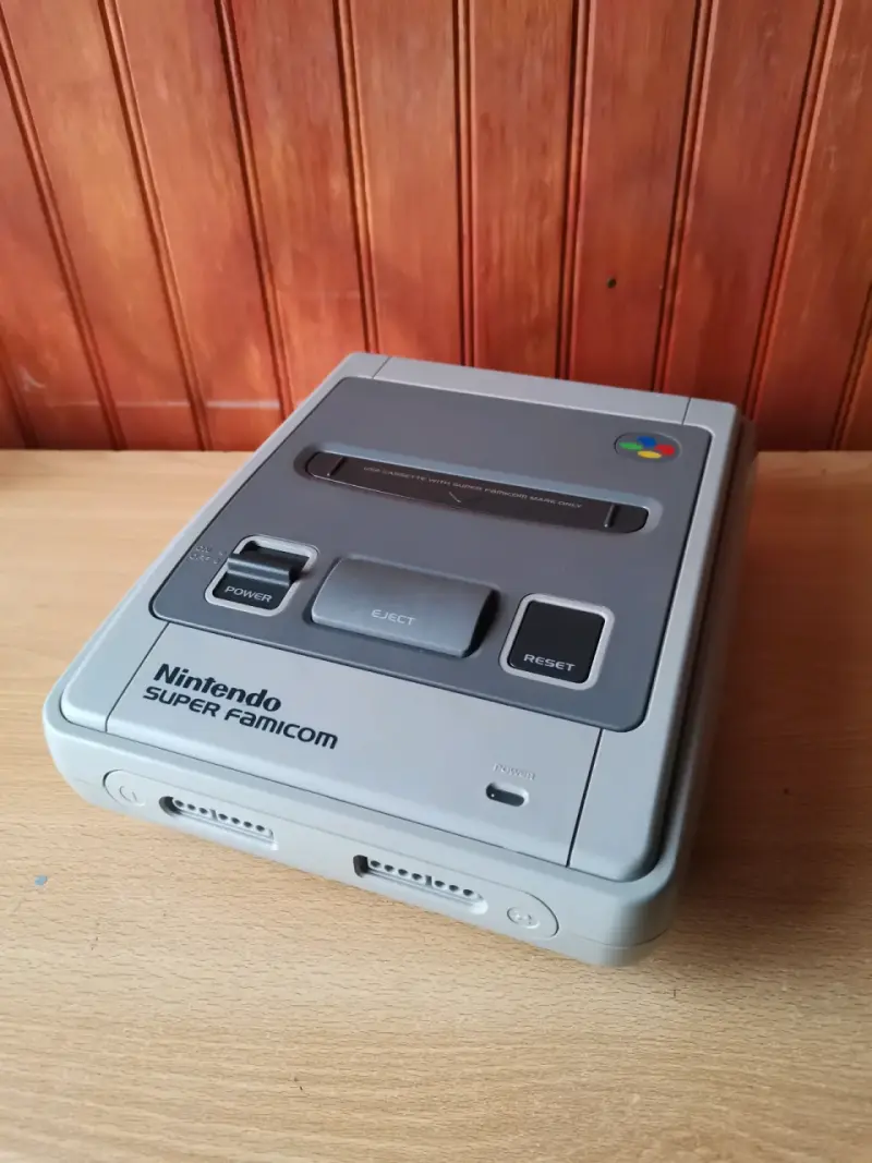Consola Nintendo Super Famicom en buen estado - 1