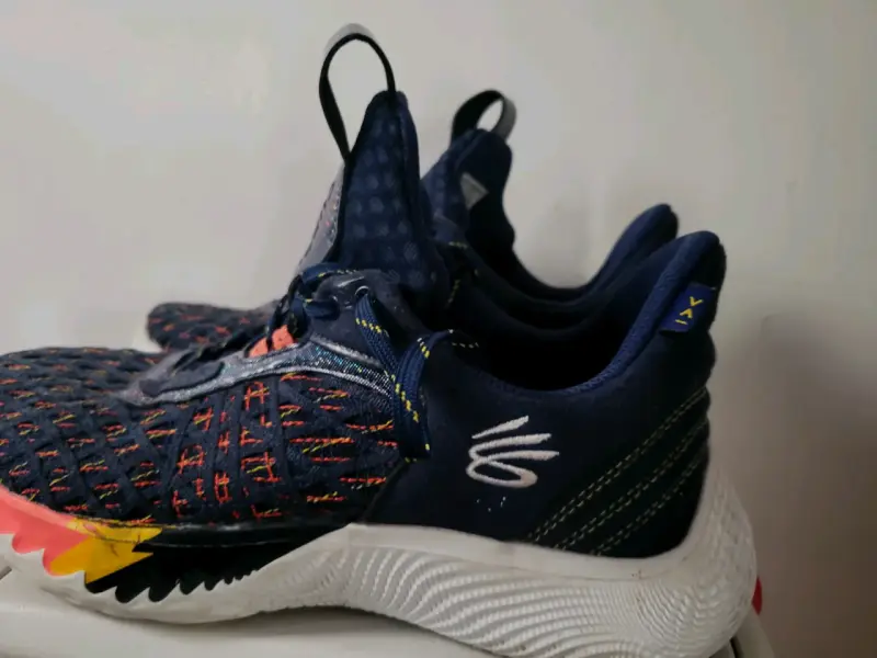 curry 9 talla 10us - 1