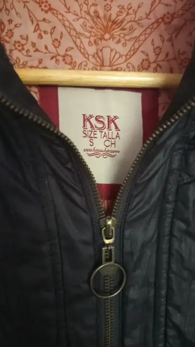 Chaqueta negra Kosiuko. - miniatura 2