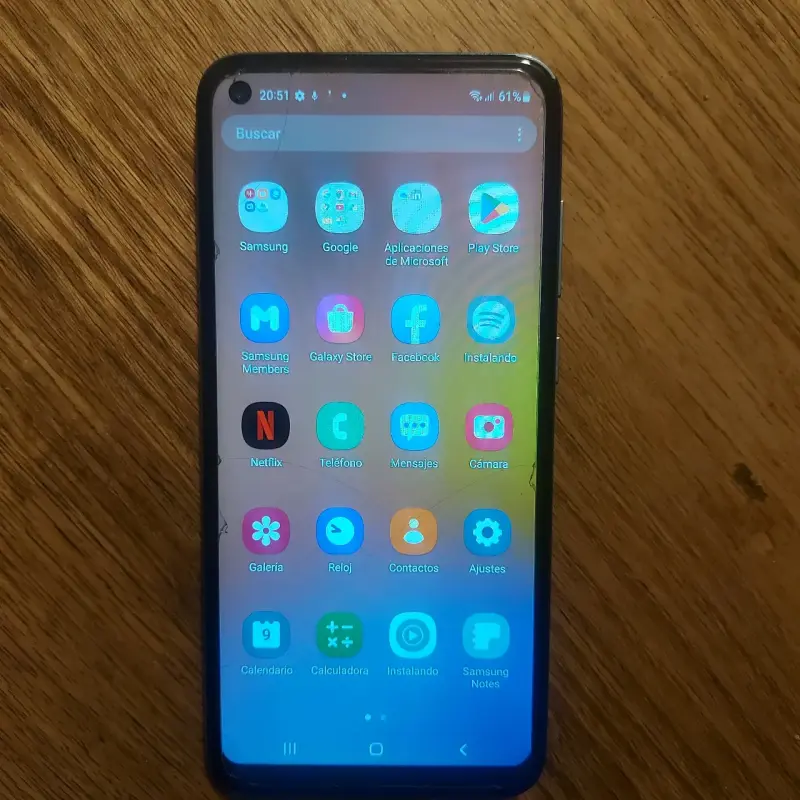 Smartphone Samsung Galaxy A11 en buen estado - 3