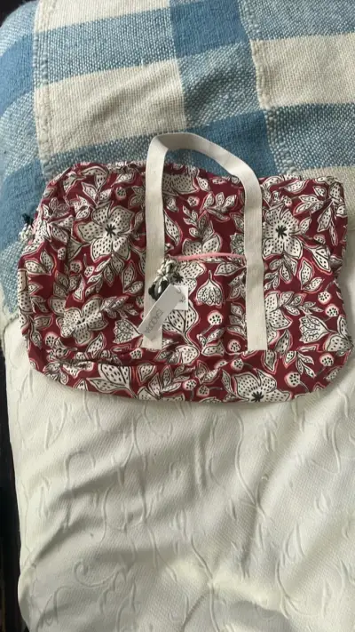 Bolso de tela estampado floral rojo - miniatura 1