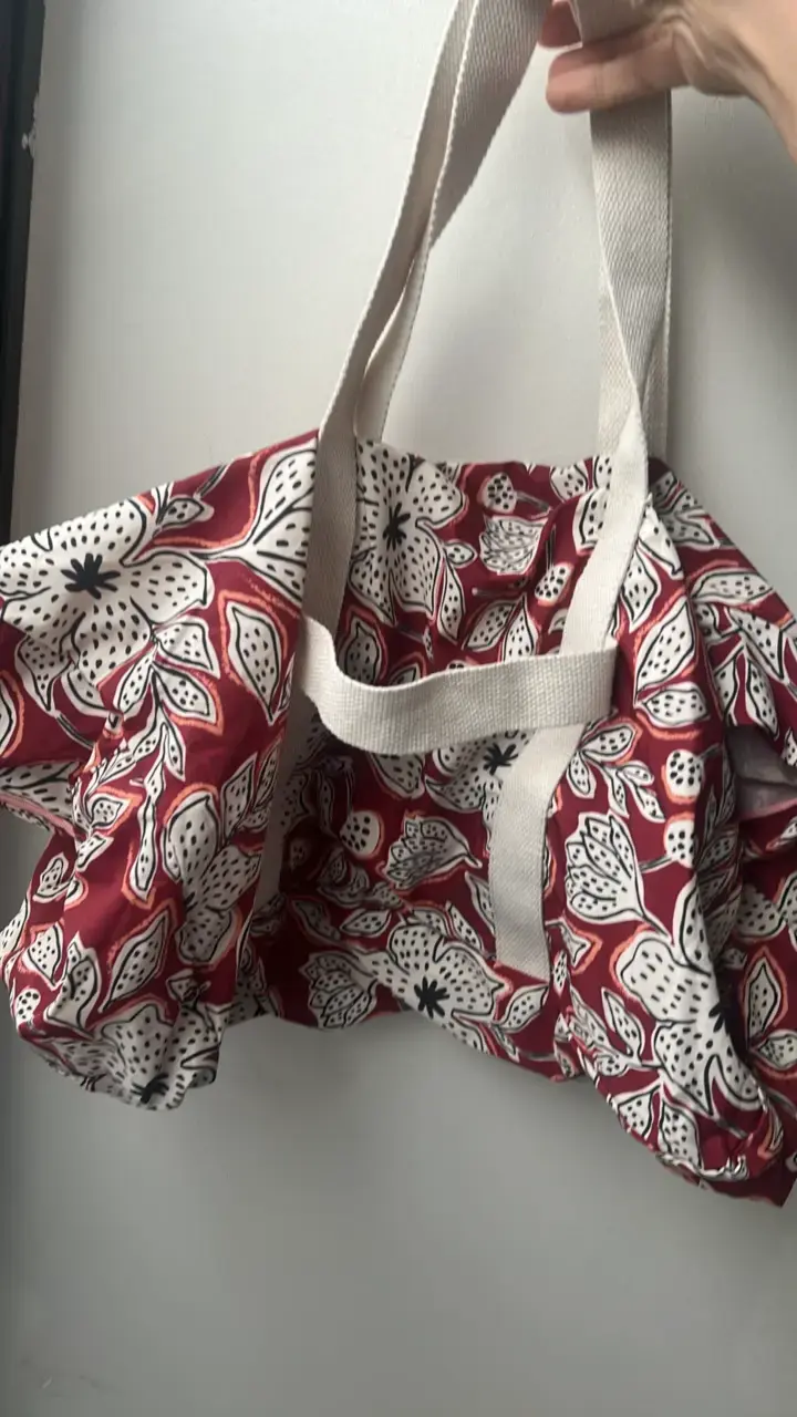 Bolso de tela estampado floral rojo - 5