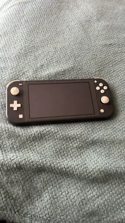 Nintendo Lite negra permeuto por Wii U negro - miniatura 1