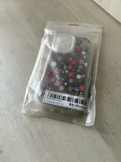 Funda floral para iPhone 16 transparente - miniatura 2