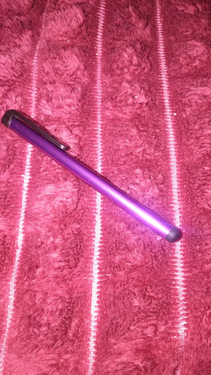 Lápiz táctil capacitivo morado