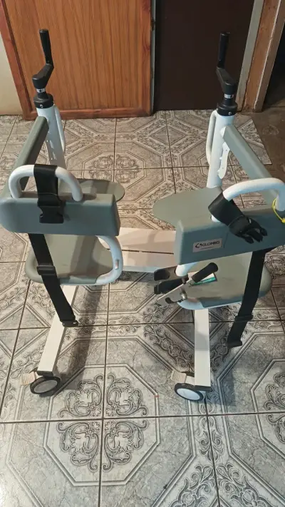 Silla de transferencia para baño Dr.Care - miniatura 5