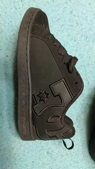 Zapatillas negras DC Court Graffik para mujer - miniatura 6