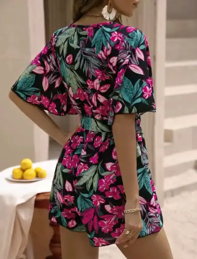 Enterito corto floral con cinturón para mujer - miniatura 2