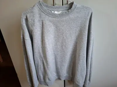 Polerón h&m  Talla XS - miniatura 1