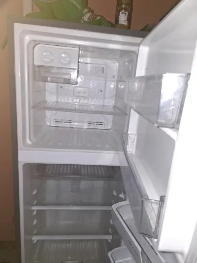 Refrigerador Fensa No Frost 256L en buen estado - miniatura 1