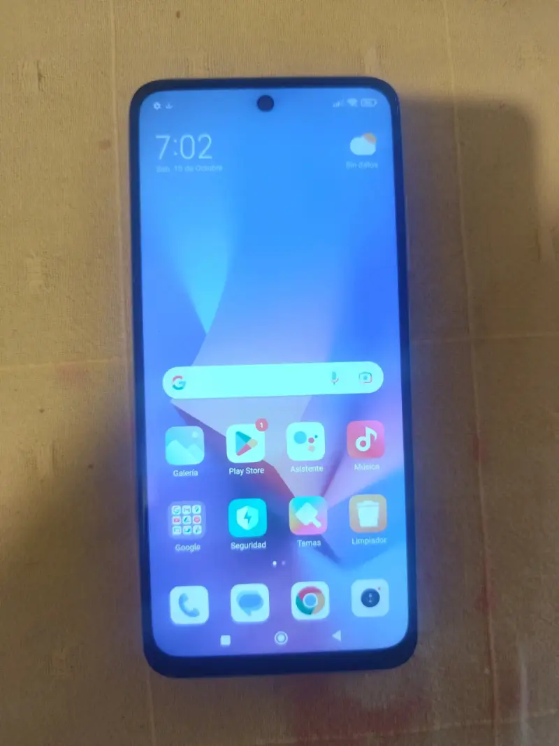 Smartphone Xiaomi Redmi Note 10 5G en buen estado - 1