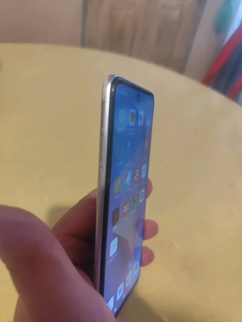 Smartphone Xiaomi Redmi Note 10 5G en buen estado - 3