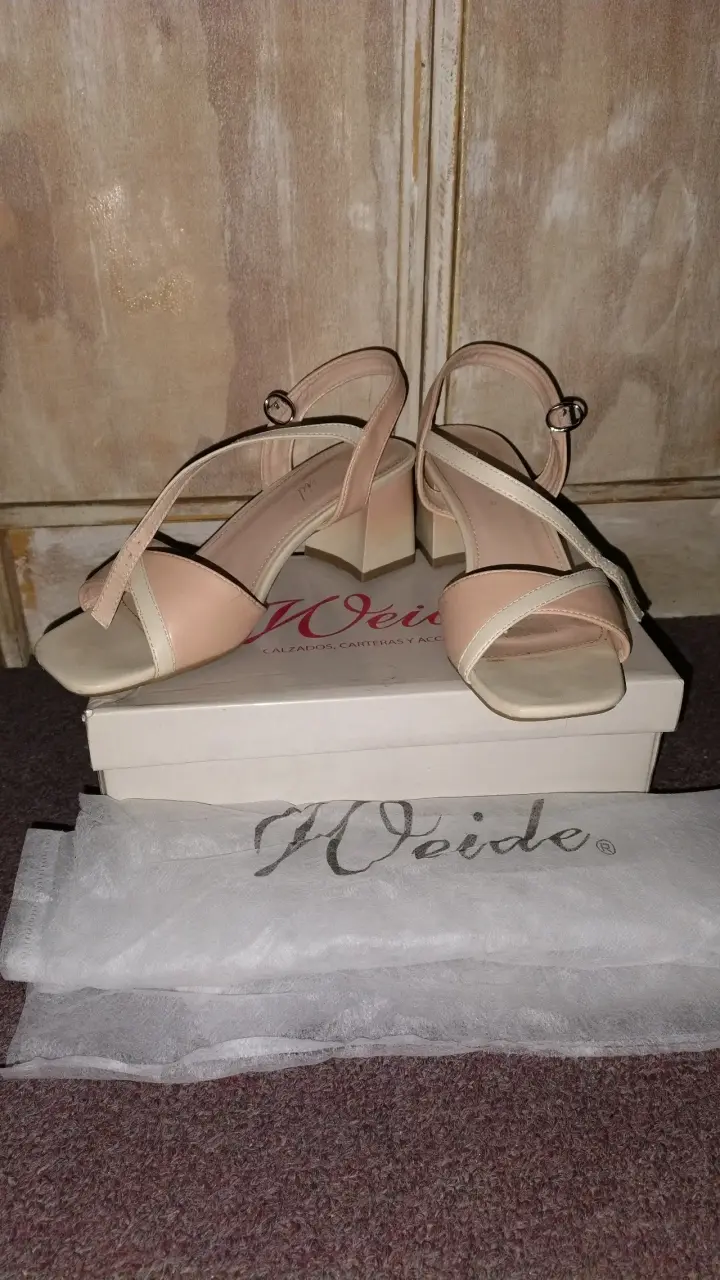 Sandalias de tacón Weide color beige número 38 - 2