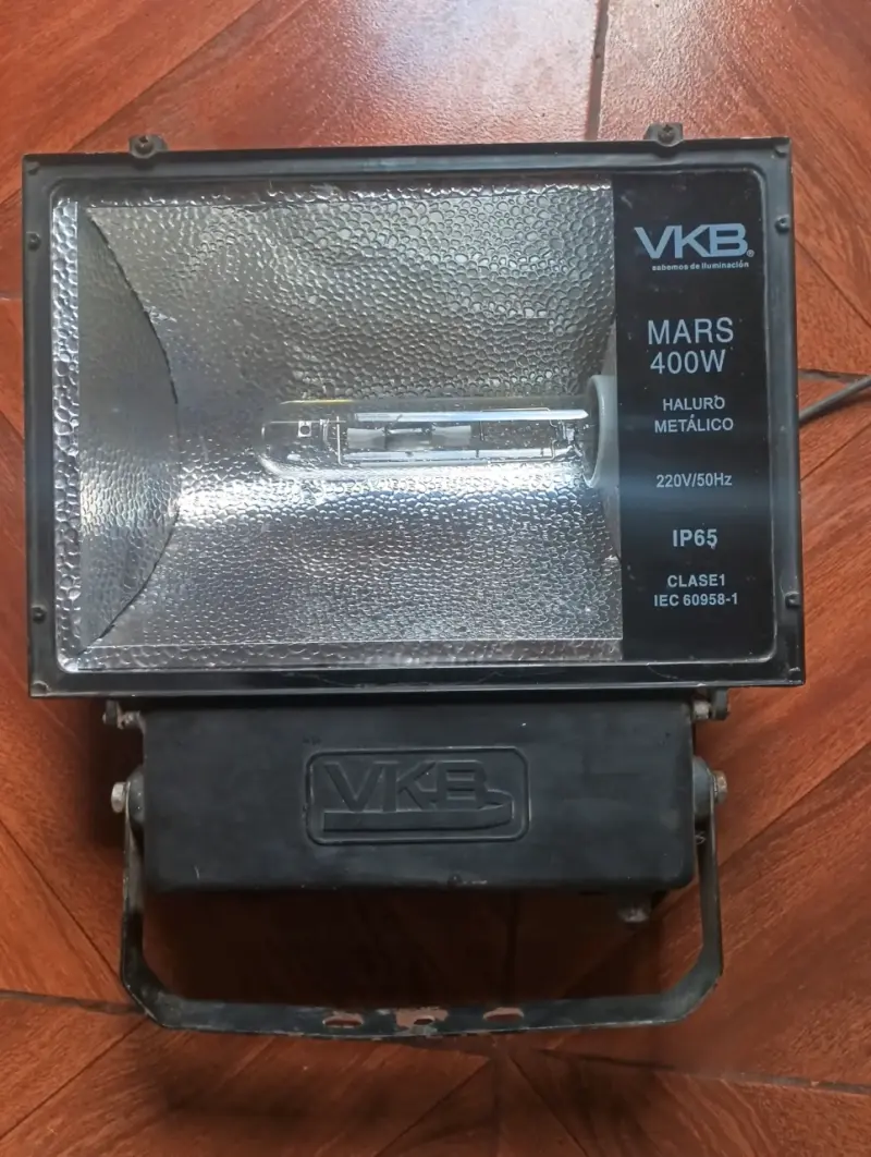 Reflector haluro metálico VKB Mars 400W