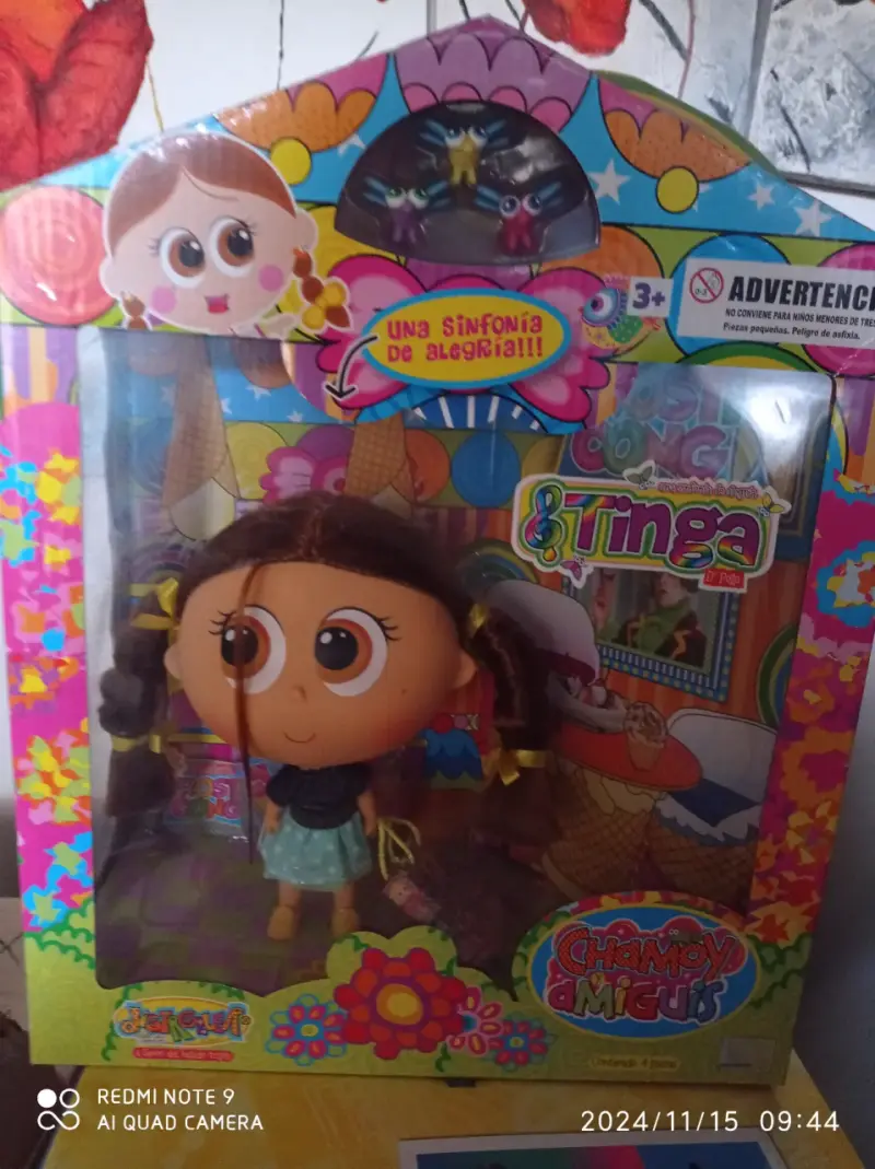 Muñeca Chamoy y Amiguis con accesorios - 1