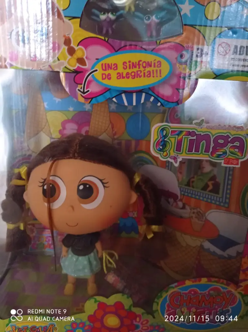 Muñeca Chamoy y Amiguis con accesorios - 2