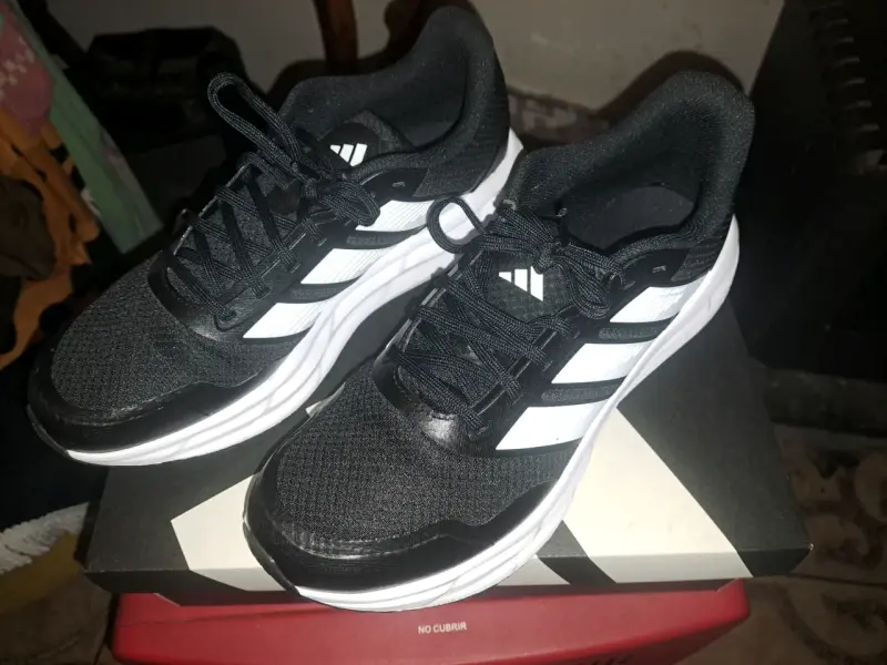 Zapatillas deportivas negras Adidas para hombre