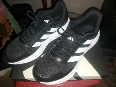 Zapatillas deportivas negras Adidas para hombre - miniatura 2