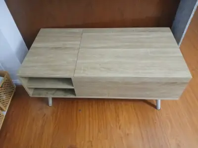 Mesa de centro elevable de madera clara - miniatura 2