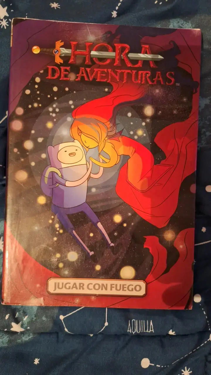 Libro Hora de Aventuras Jugar con Fuego