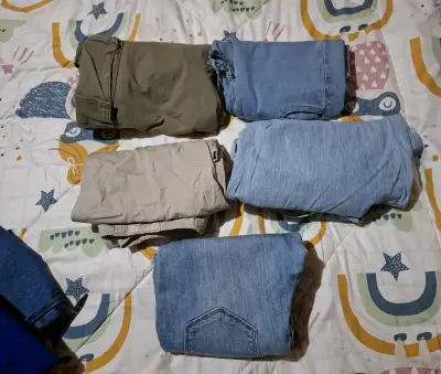Lote de pantalones de mezclilla y cargo de mujer - miniatura 1