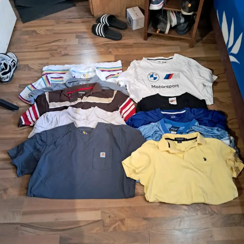 Lote de Poleras y Polerones Variados para Hombre - 1