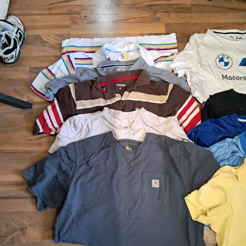 Lote de Poleras y Polerones Variados para Hombre - 2