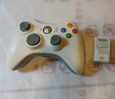 Control inalámbrico Xbox 360 con batería - miniatura 1