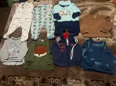 Lote de ropa de bebé variada en buen estado 3-6 M - miniatura 2