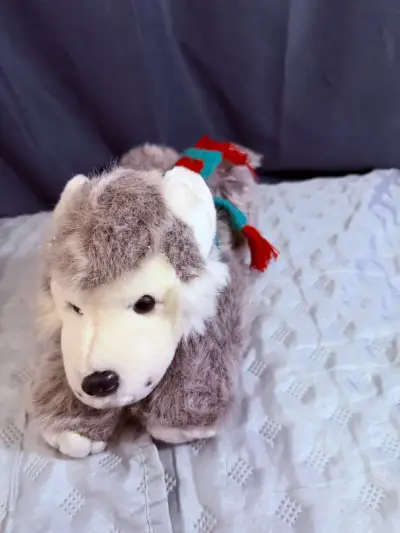 Peluches variados de animales y figuras - miniatura 4
