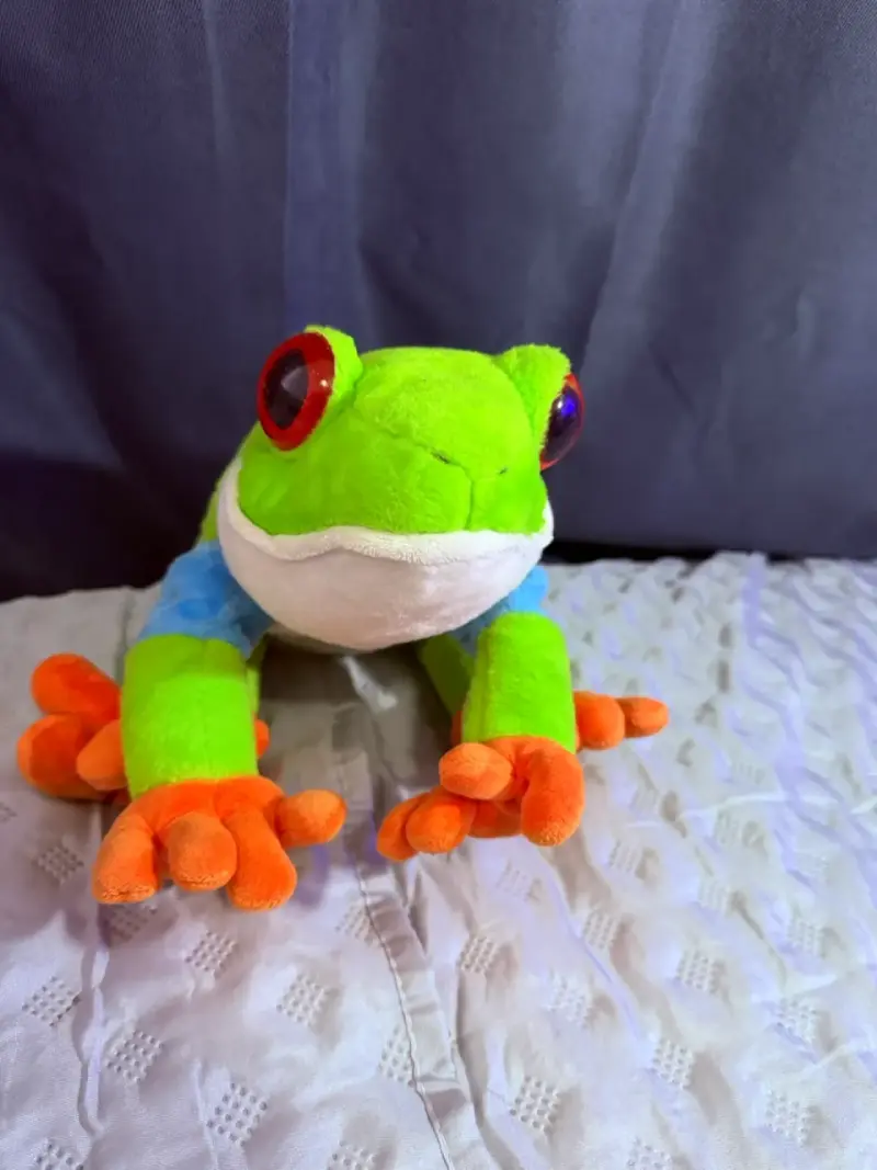 Peluches variados de animales y figuras - 6