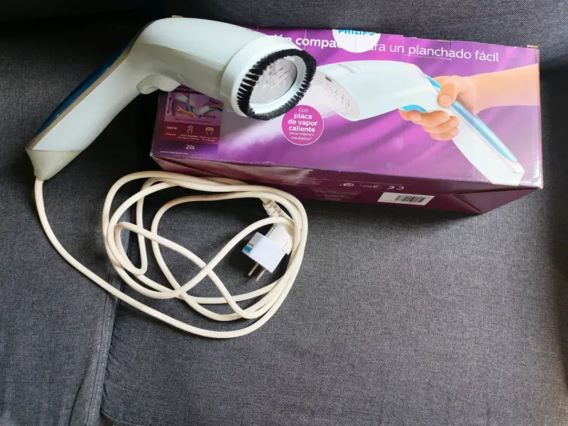 Vaporizador de prendas Philips Steam&Go - 2