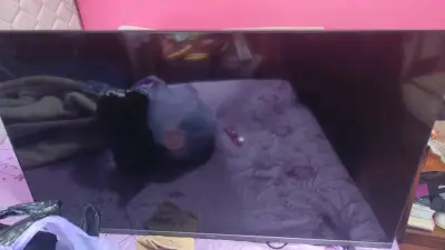 Vendo Smart tv de 43 pulgadas marca Philips valor - miniatura 1