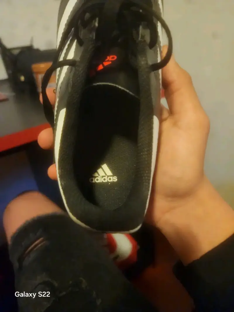 Zapatillas de fútbol Adidas talla 38,5 como nuevas - 4