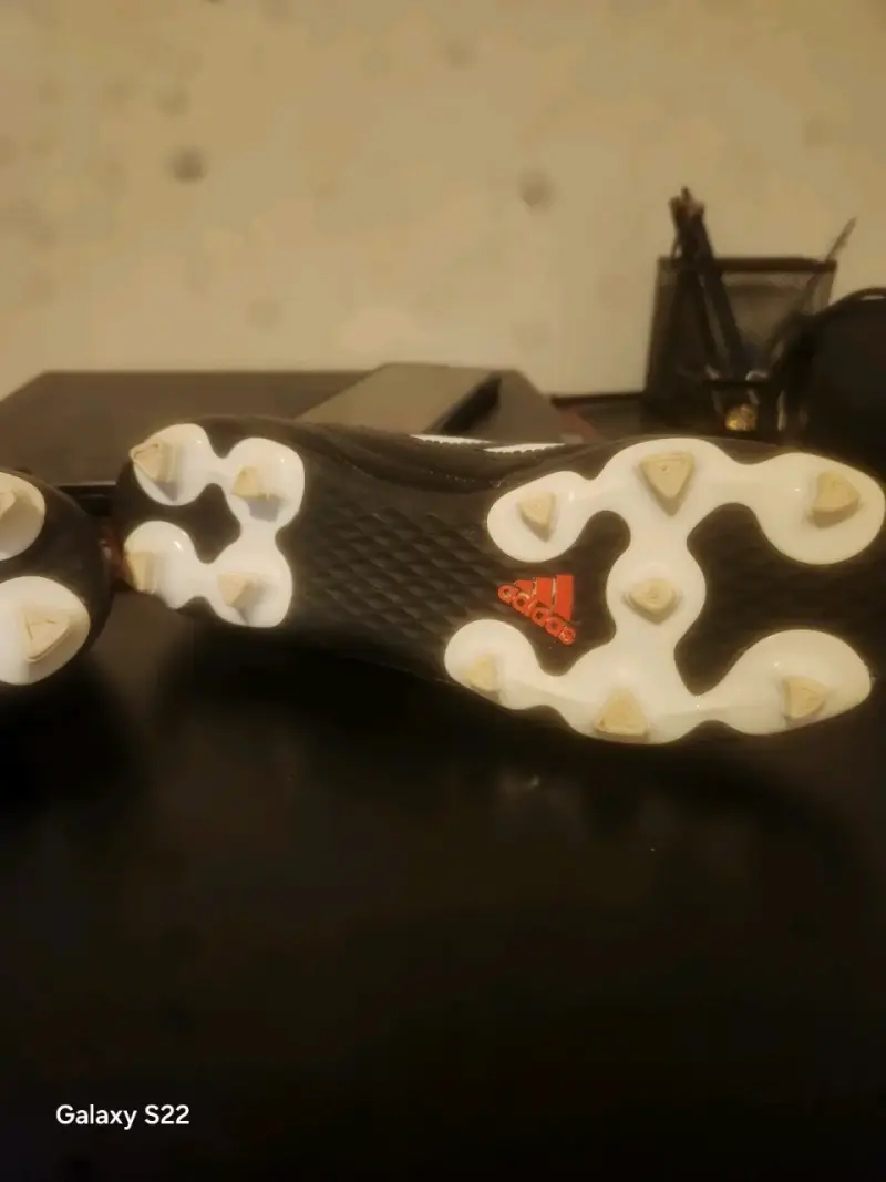 Zapatillas de fútbol Adidas talla 38,5 como nuevas - 5