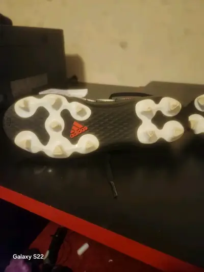Zapatillas de fútbol Adidas talla 38,5 como nuevas - miniatura 6