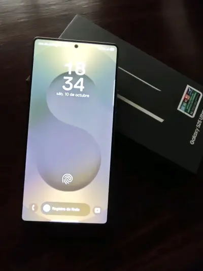 Samsung S25 Ultra con caja y accesorios - miniatura 1