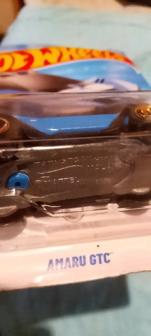 Auto de juguete Hot Wheels Amaru GTC azul - 2
