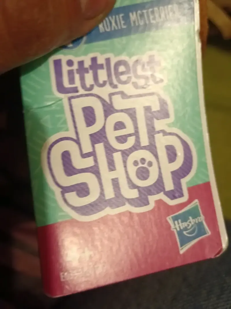 Peluche Littlest Pet Shop Roxy McTerrier - 2