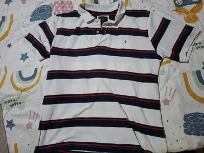 Lote de poleras y polerones para hombre - miniatura 4