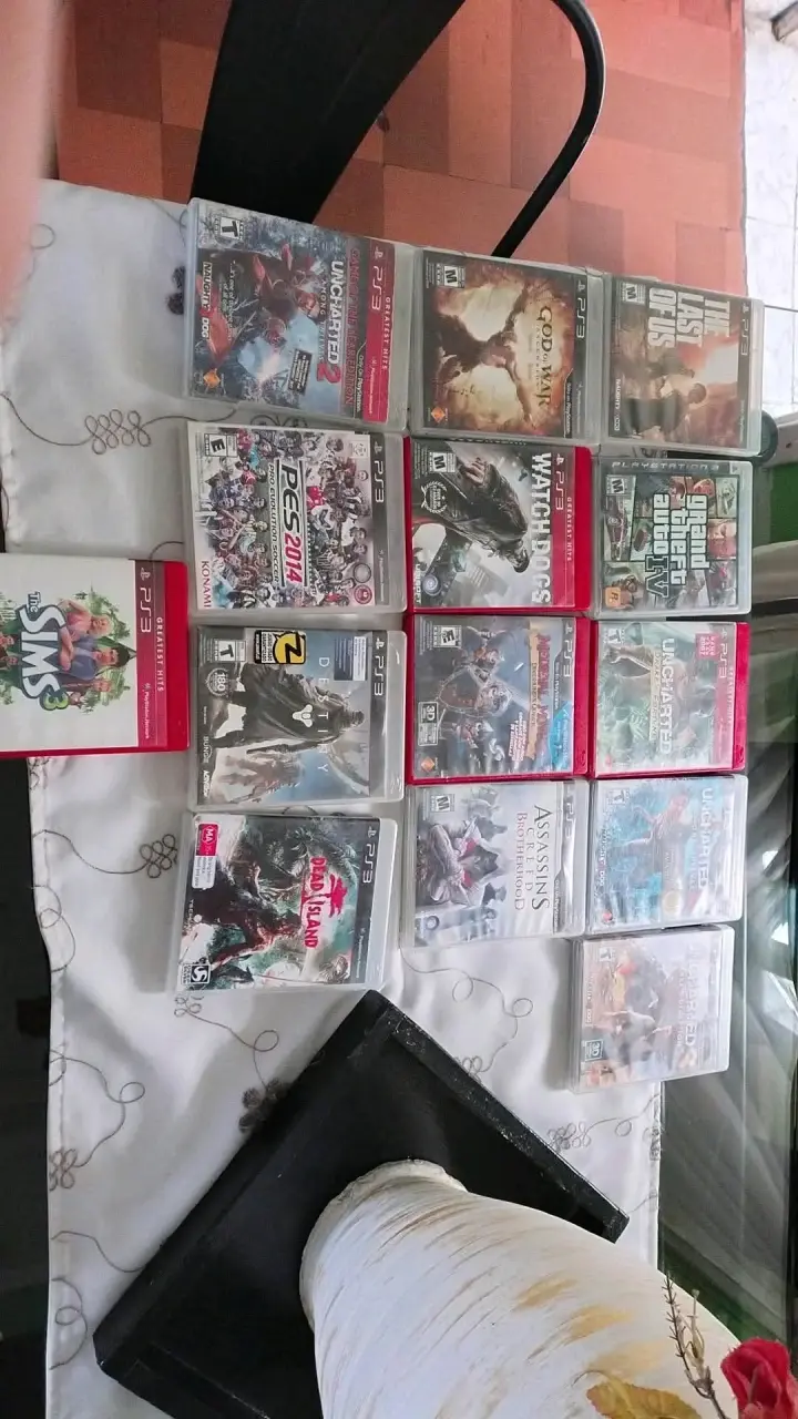 Colección de juegos PS3 variados en buen estado