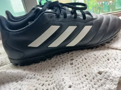 Zapatillas de fútbol - miniatura 1