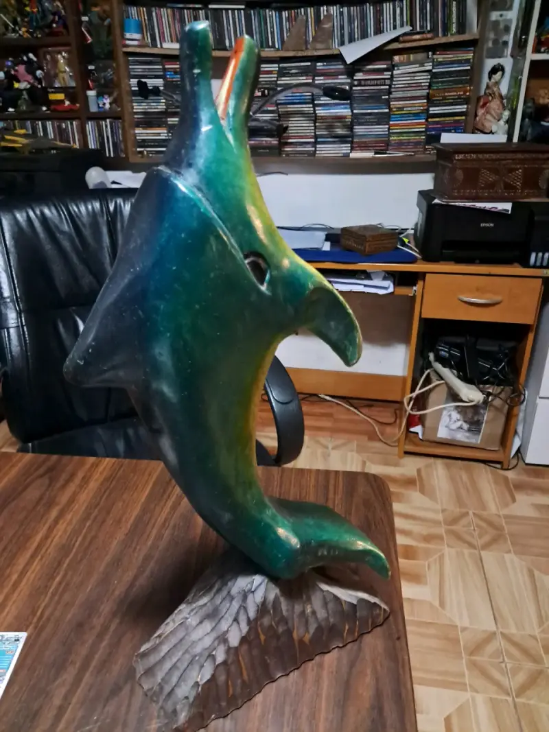 Escultura decorativa de delfín en madera - 2