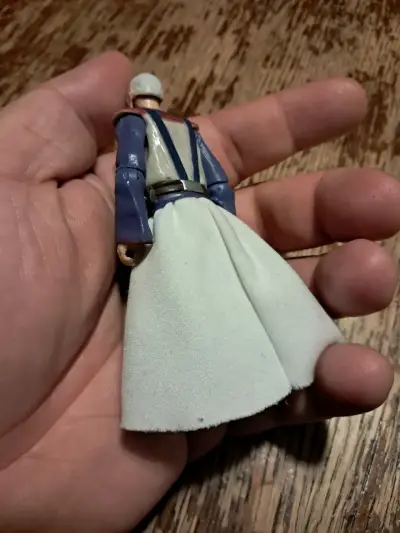 Figura de acción vintage con túnica blanca - miniatura 2