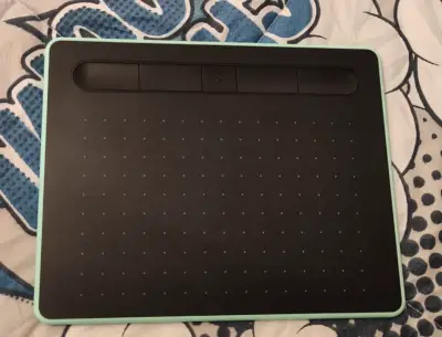 Tableta gráfica Wacom Intuos pequeña pistacho - miniatura 3