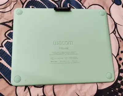 Tableta gráfica Wacom Intuos pequeña pistacho - miniatura 4