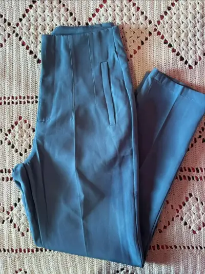 Pantalones azules de vestir para mujer - miniatura 2